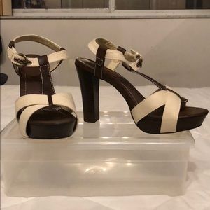 Old Navy Size 9 Brown and Cream Platform Shoe, New